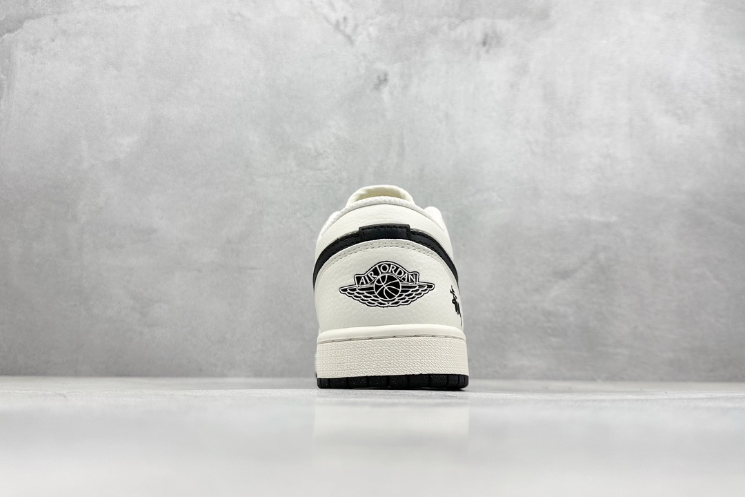 Air Jordan 1 Retro Low x Stussy 斯图西白黑小钩 SJ9950-008