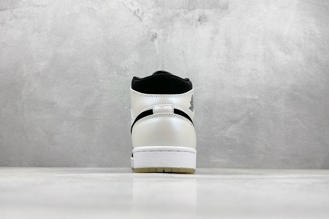 GX平台订单 Air Jordan AJ1 MID 中帮系列 DH6933-100