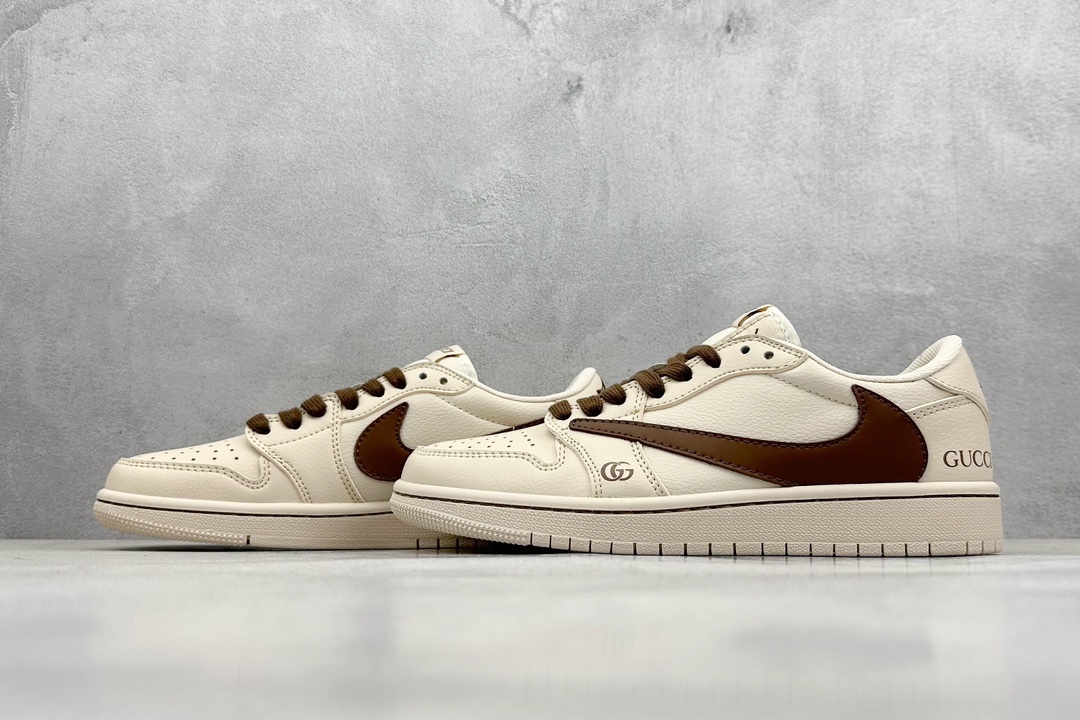 A Travis Scott x Nike Air Jordan 1 Low x GUCCI 三方联名 Air Jordan 1 Low 反转米棕倒钩 QY0168-996