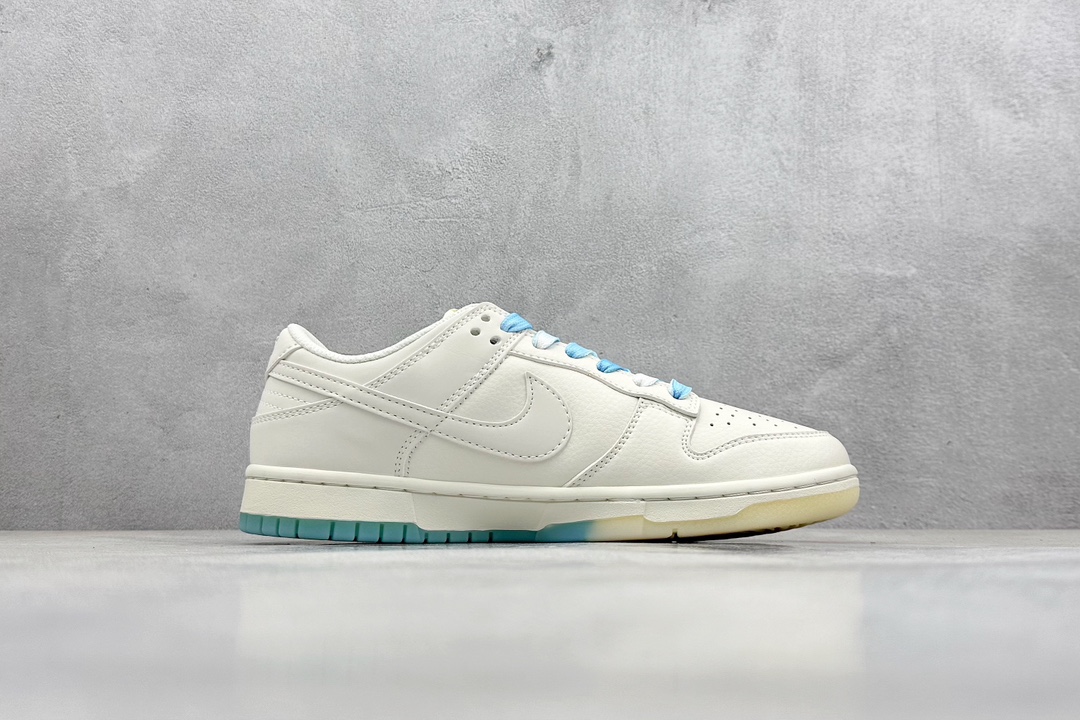 Nike SB Dunk Low x Supreme 白天蓝三小钩 BB8675-108