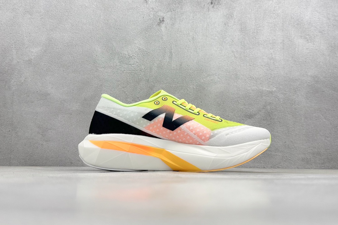 New Balance FuelCell SuperComp Trainer V4 新百伦NB系列超轻量化低帮休闲运动慢跑鞋 MRCELLA4