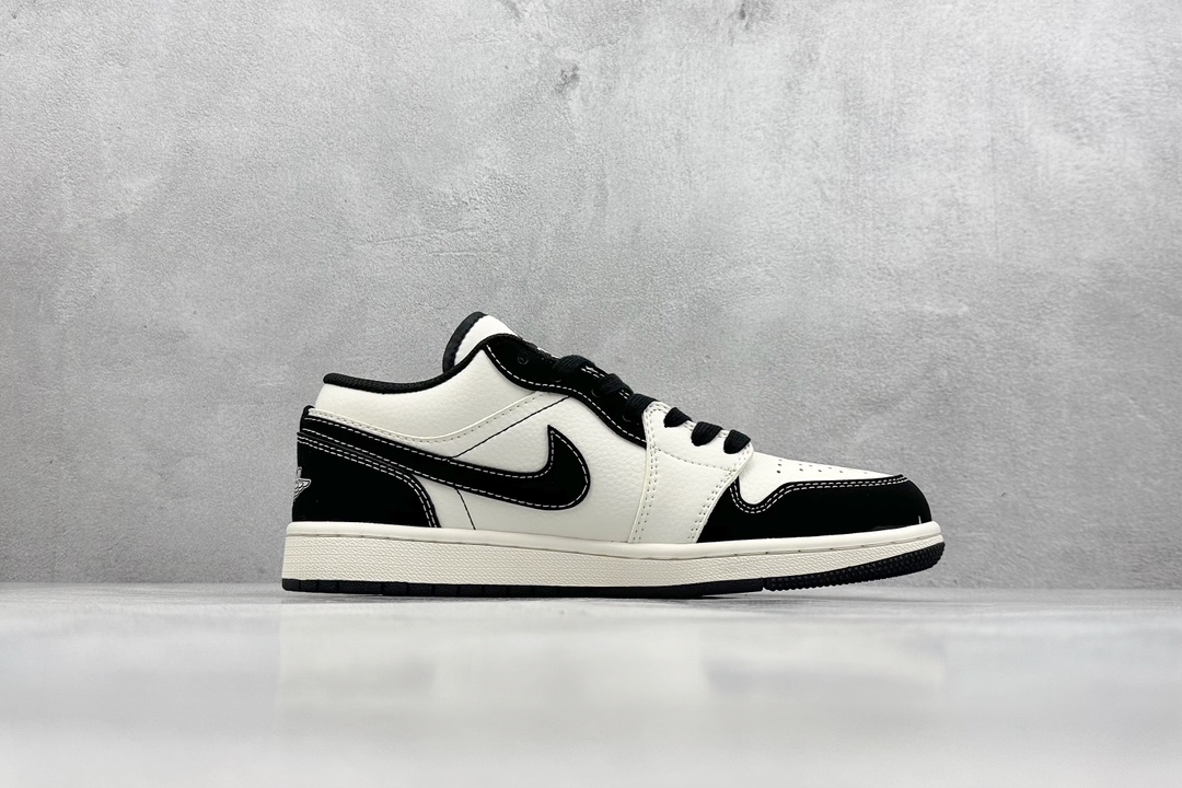 Fragment x TS x Air Jordan 1 Low x 蝙蝠侠 三方联名低帮 SJ9950-011