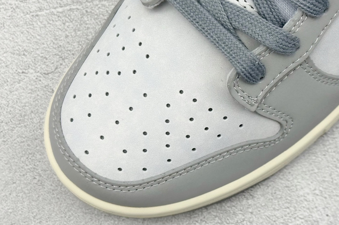 NIKE SB Dunk Low ”Cool Grey and Football Grey” 酷灰 FV1167-001