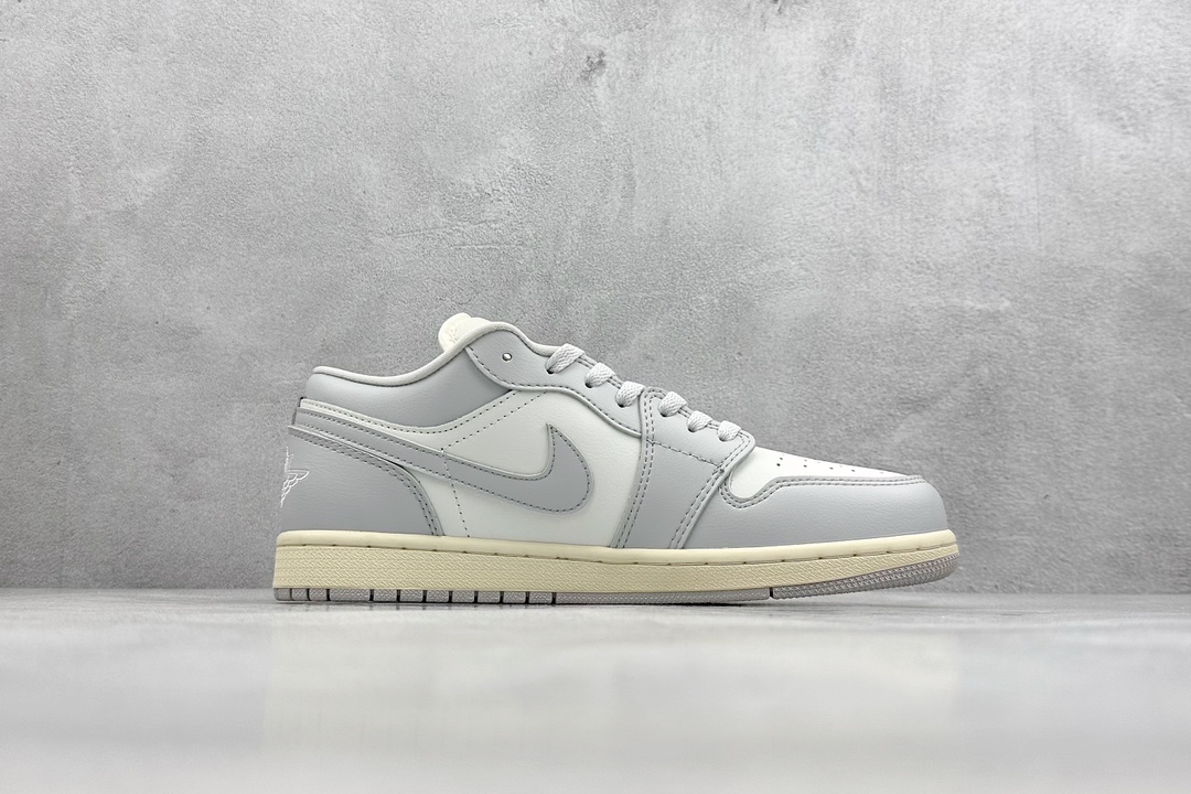 Air Jordan 1 Retro Low 灰白 DC0774-103