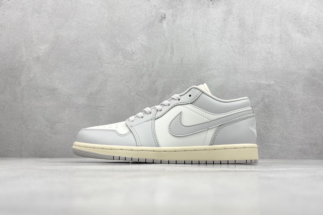 Air Jordan 1 Retro Low 灰白 DC0774-103