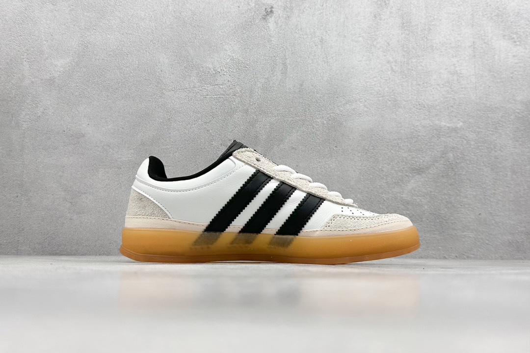 Bunny x adidas originals GAZELLE INDOOR 联名系列 IF9735