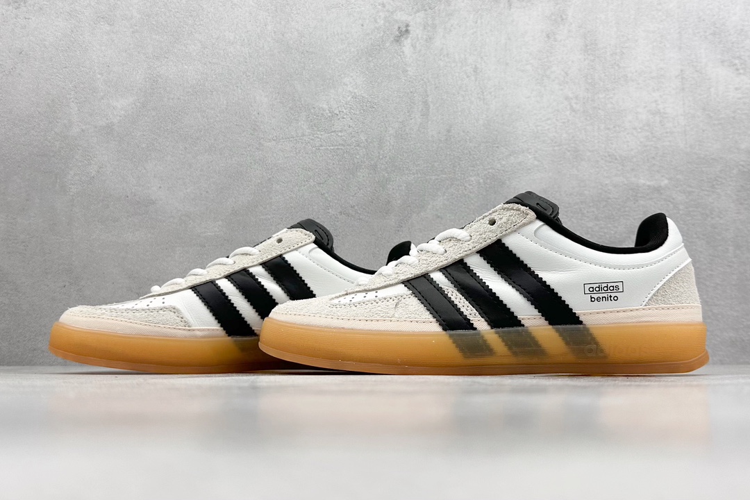 Bunny x adidas originals GAZELLE INDOOR 联名系列 IF9735