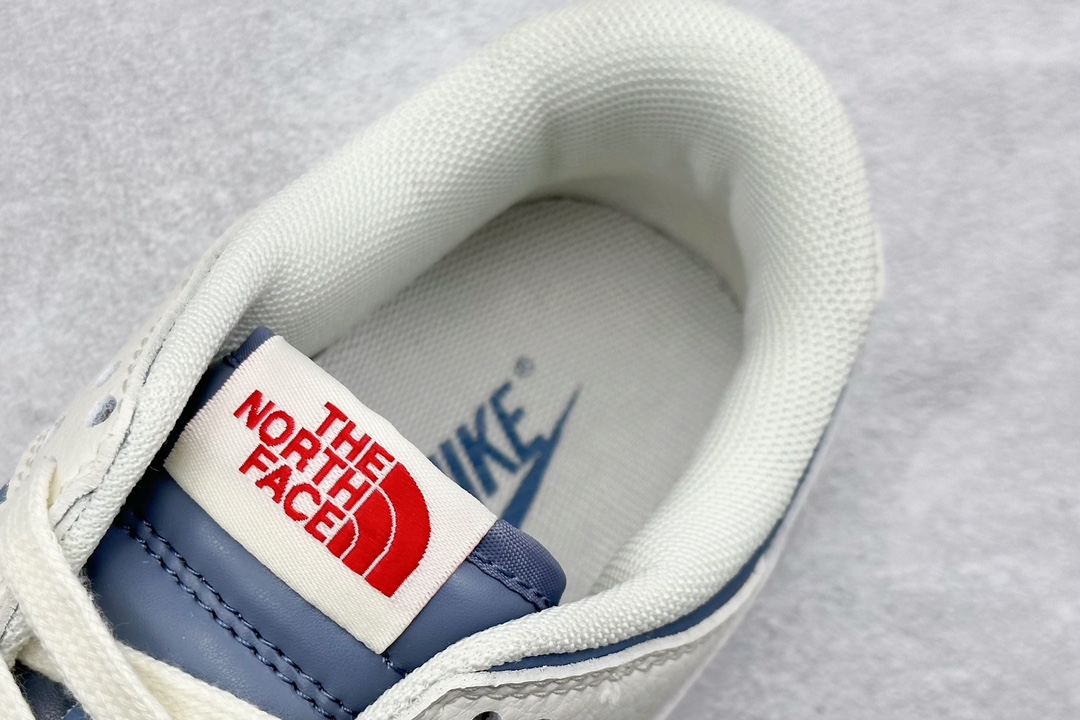 A Nike SB Dunk Low x The North Face 米白蓝 XX9393-004