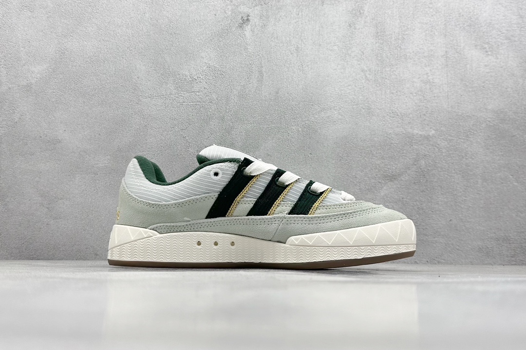 Adidas Adimatic Low 马蒂奇系列低帮 复古鲨鱼面包鞋运动休闲滑板板鞋 IH3267