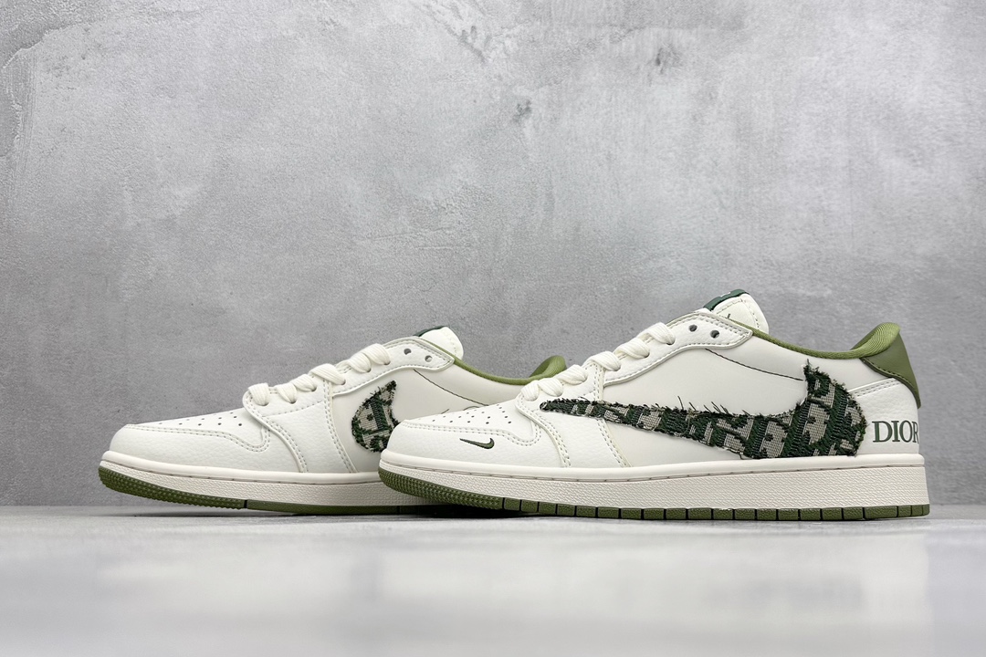 Fragment x TS x Air Jordan 1 Low x Dior 三方联名倒钩低帮 DM6688-605