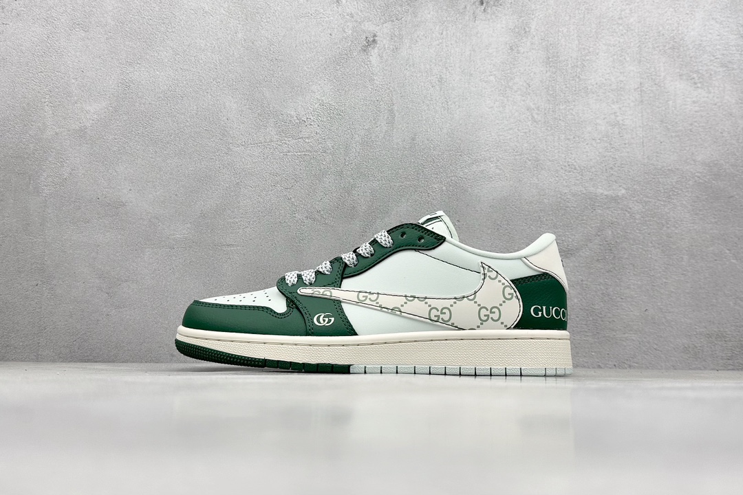 is Scott x Nike Air Jordan 1 Low x GUCCI 三方联名 Air Jordan 1 Low 反转浅蓝绿倒钩 JJ5288-008