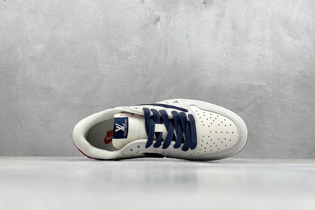 K版 Travis Scott x Nike Air Jordan 1 Low x Louis Vuitton Air Jordan 1 Low 反转翻毛白蓝红倒钩 YQ2088-668