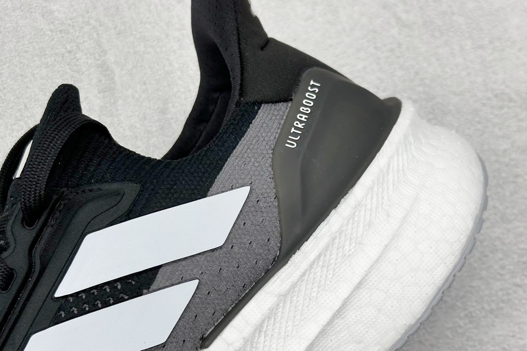  放店私
RS版 AD Ultraboost 5X I阿迪达斯新款休闲爆米花跑步鞋

货号：IH3110
