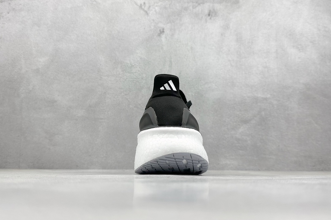  放店私
RS版 AD Ultraboost 5X I阿迪达斯新款休闲爆米花跑步鞋

货号：IH3110