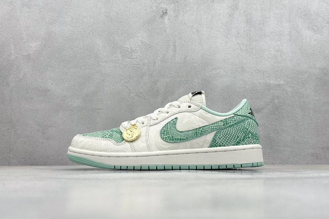 ir Jordan 1 Low 蛇年限定 AJ1乔1低帮休闲板鞋 HF3144-100