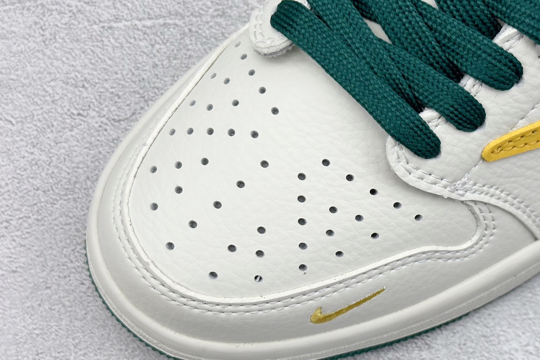 Travis Scott x Nike Air Jordan 1 Low x Stussy 三方联名 Air Jordan 1 Low 反转米黄绿倒钩  JH6088-702