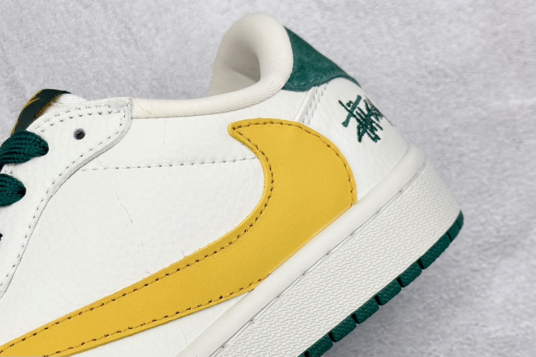 Travis Scott x Nike Air Jordan 1 Low x Stussy 三方联名 Air Jordan 1 Low 反转米黄绿倒钩  JH6088-702