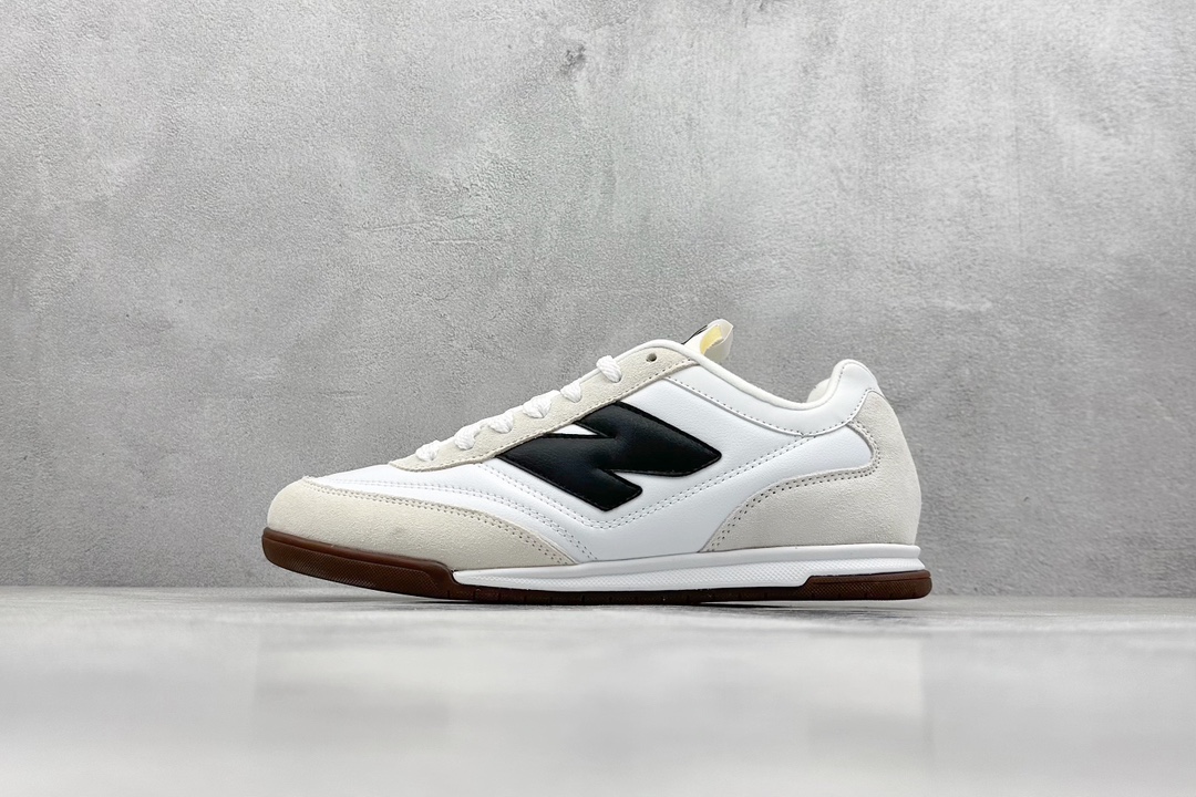 F版 New Balance NB RC42 联名舒适百搭复古休闲慢跑鞋   URC42LA