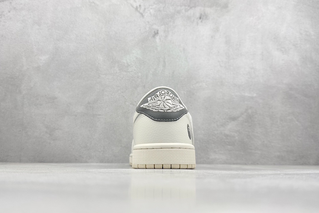 Travis Scott x Nike Air Jordan 1 Low x BAPE 白灰  LJ5188-012