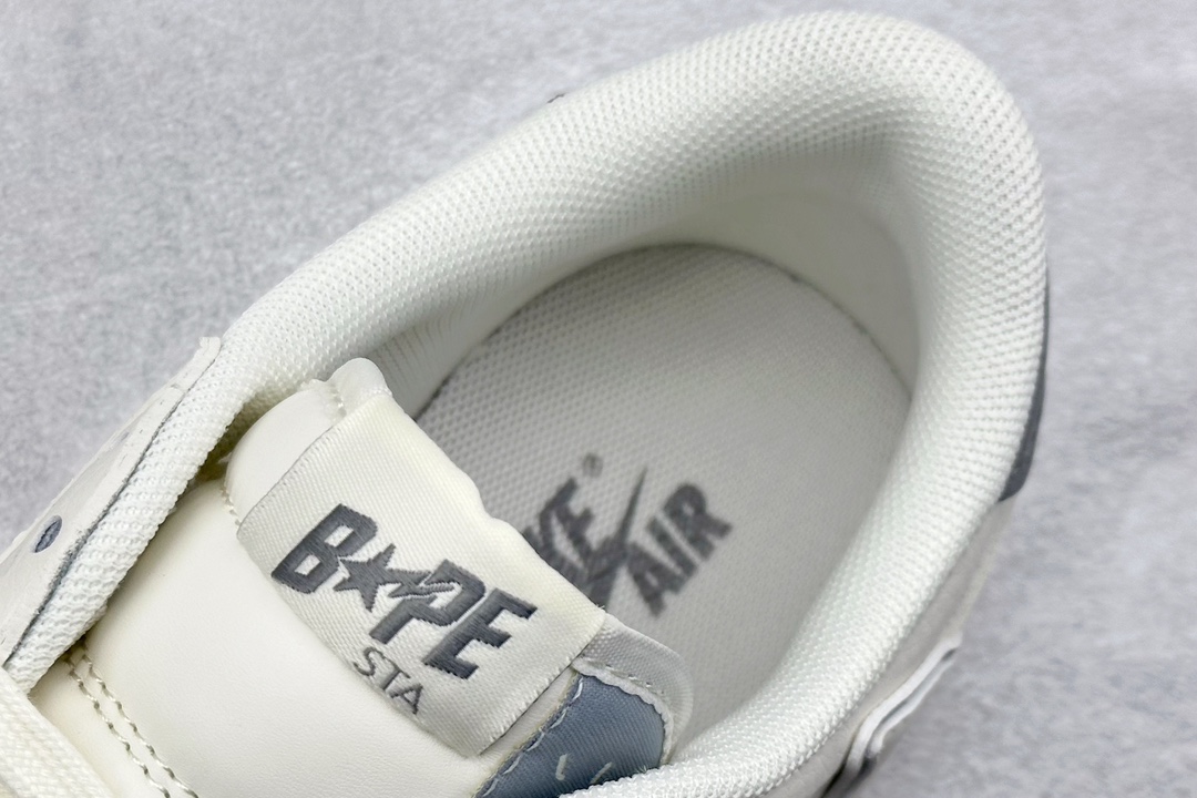 Travis Scott x Nike Air Jordan 1 Low x BAPE 白灰  LJ5188-012