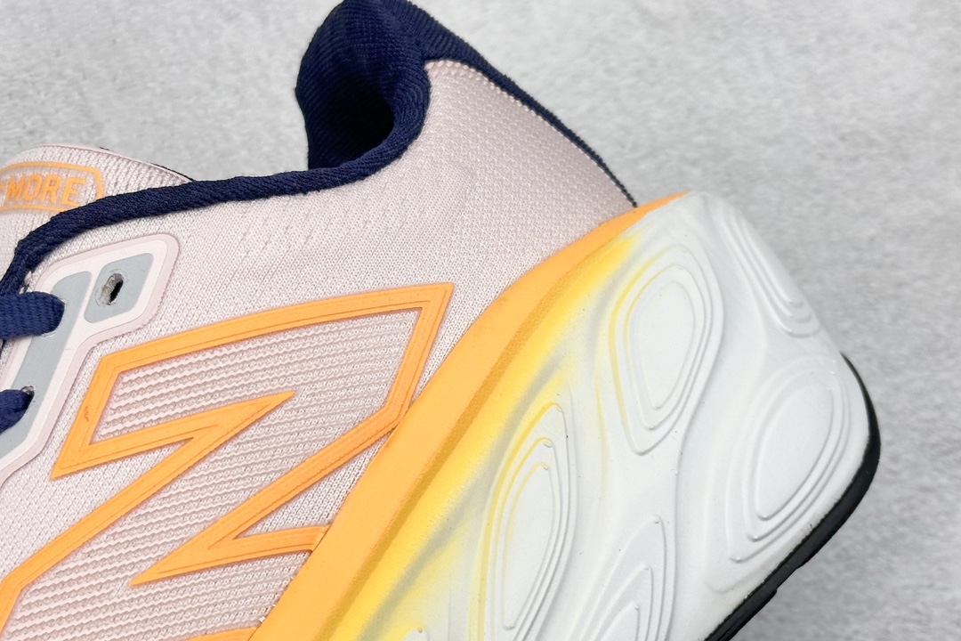 New Balance NB Fresh Foam Evoz V5 舒适耐磨低帮跑步鞋   WMORCO5