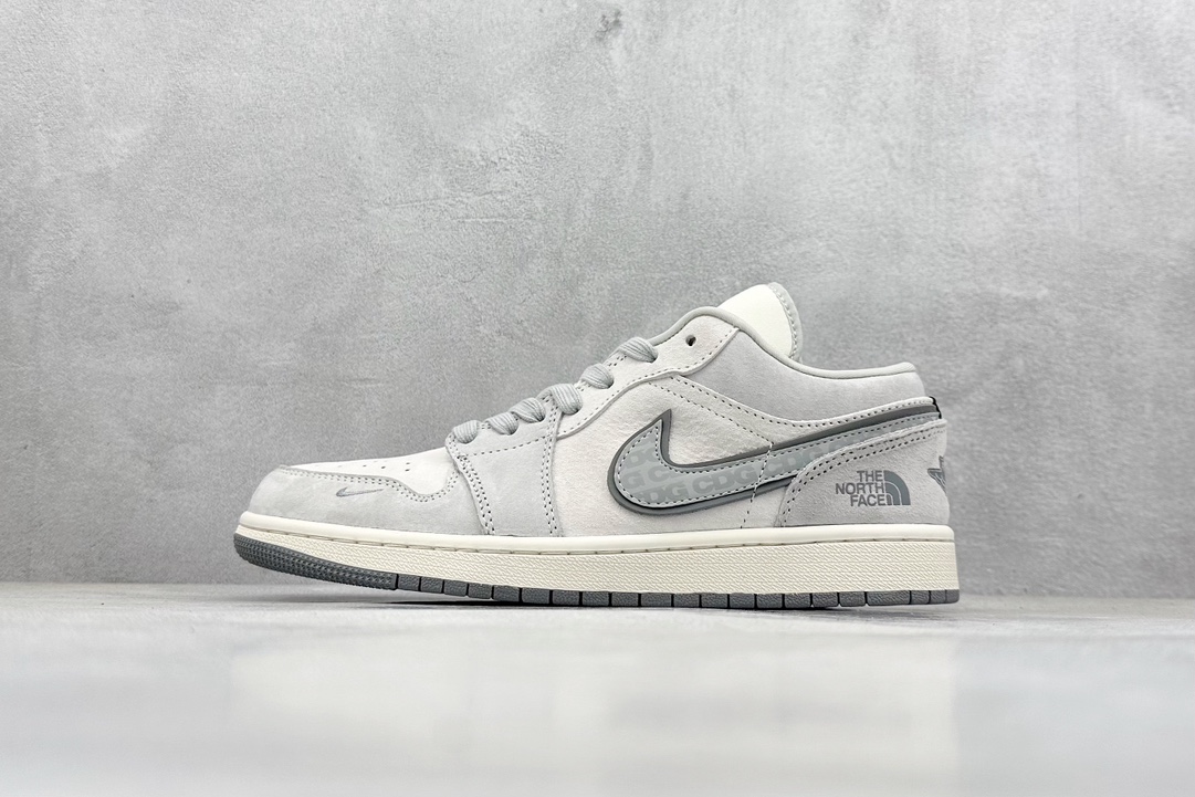 Nike Jordan Air Jordan 1 北面联名 DM5688-111