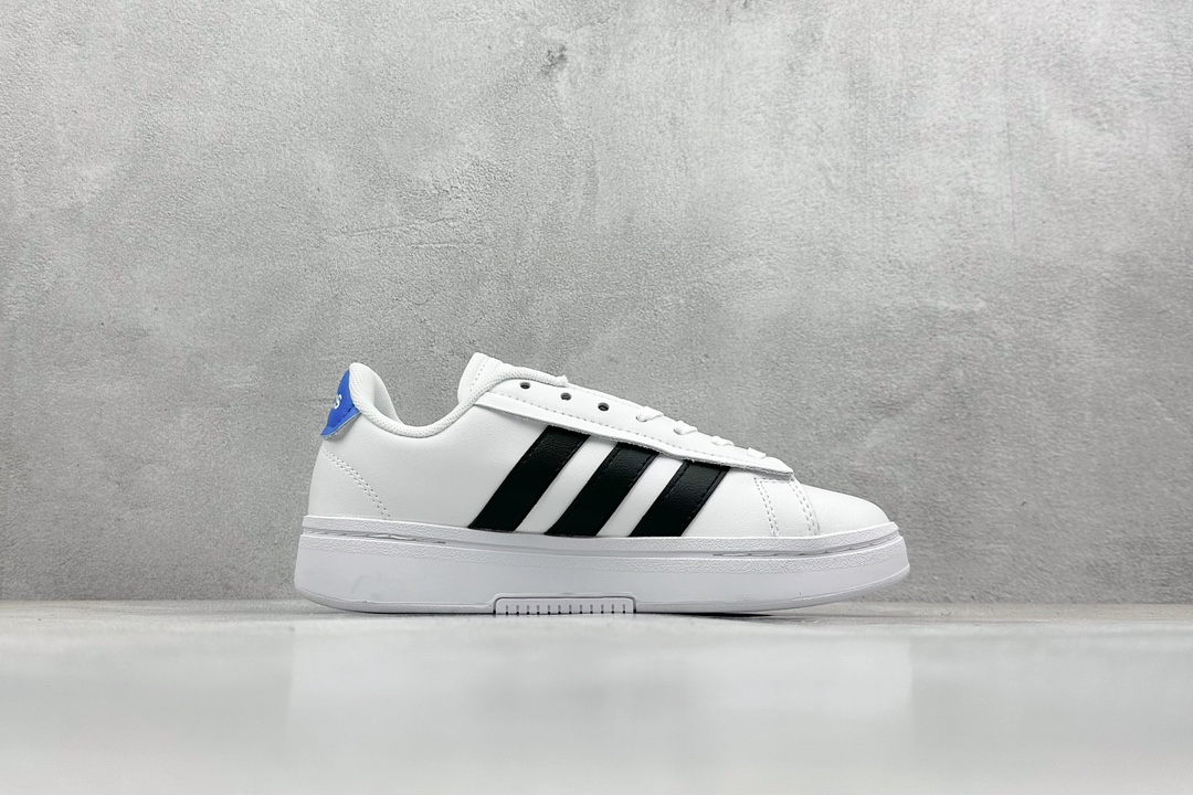 Adidas Court BEAT 百搭单品 特殊手绘 绒面麂皮防滑耐磨轻便低帮板鞋 GY8029