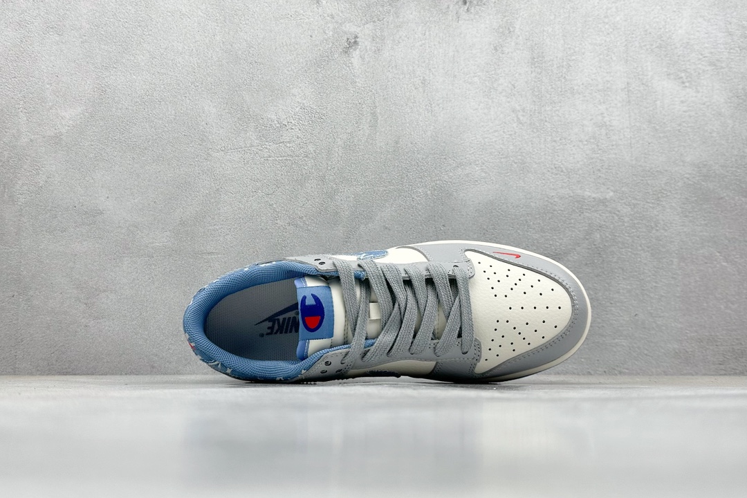 A NIKE SB Dunk Low x Champion 冠军白灰蓝 出品 XX9922-022