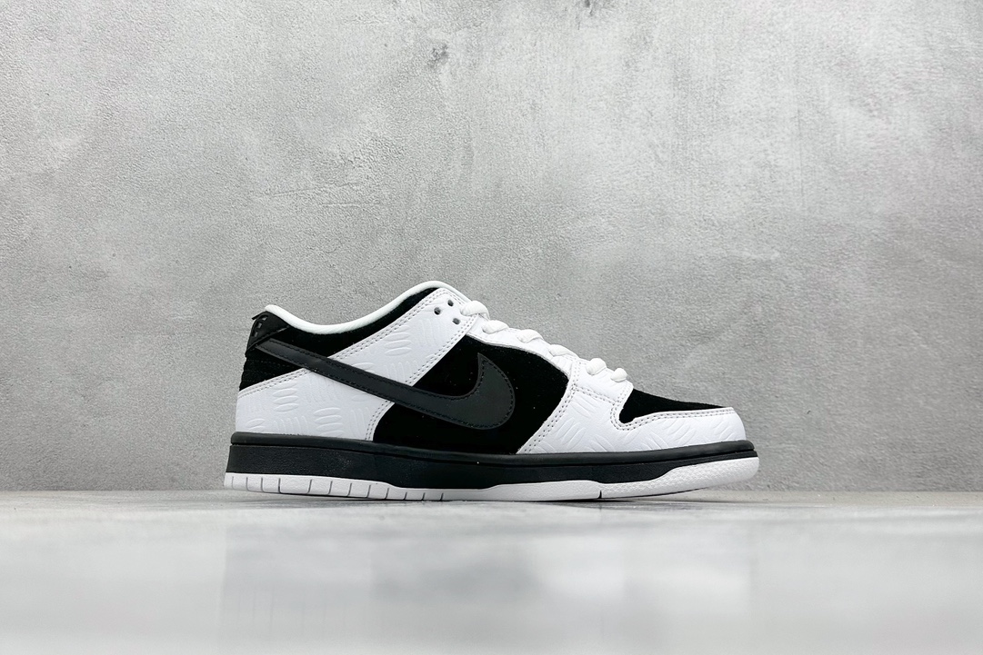 BA版 Nike SB Dunk Low 反转黑白熊猫 FD2629-100