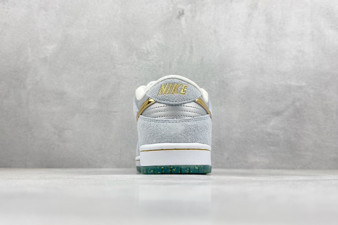 BA版 Nike SB Dunk Low 冰雪奇缘 DC9936-100