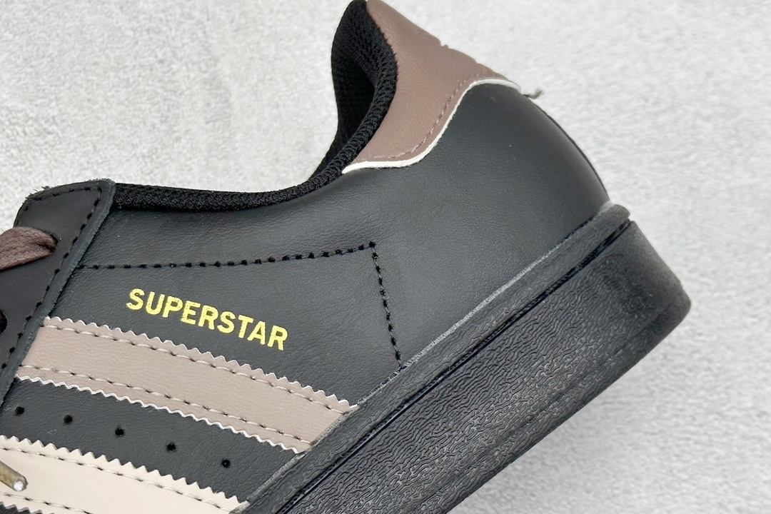 AD Originals Superstar 贝壳头 黑金标 EG4959