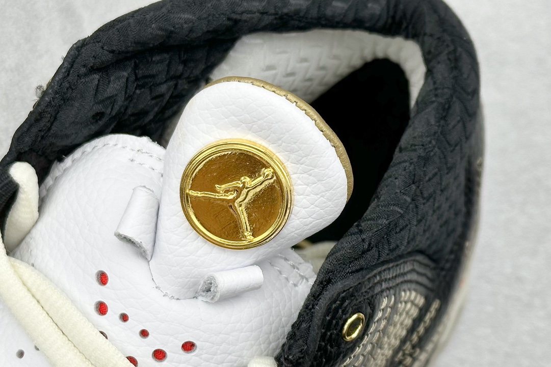 TITAN x Jordan Air Jordan 23 白黑金 CZ6222-001