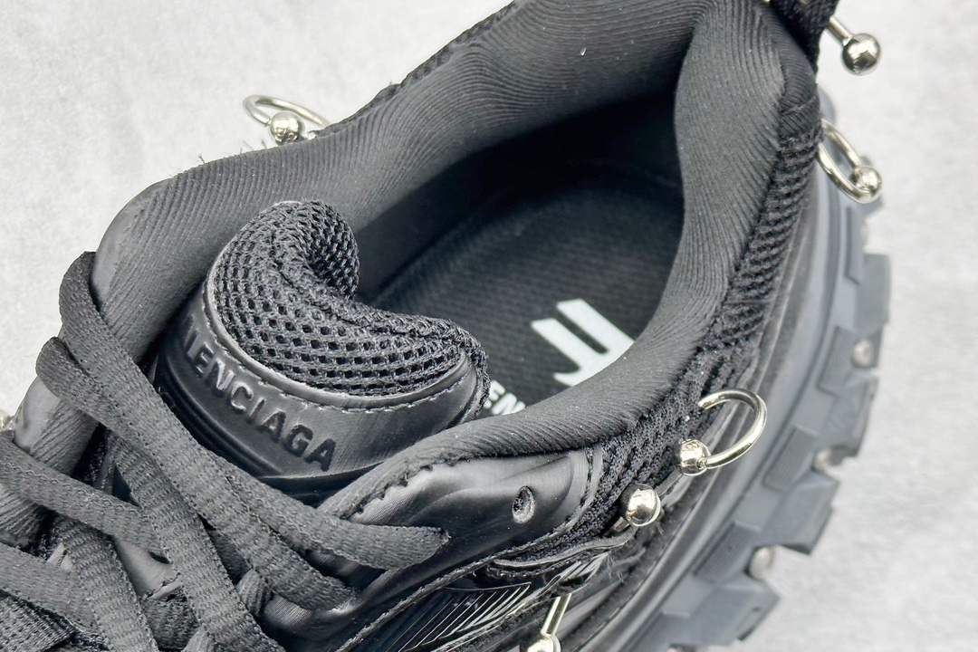 I8版 Balenciaga巴黎世家 轮胎 Defender 黑色柳钉