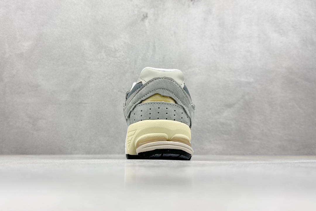 RA版 NewBalance 2002R 复古单品 NewBalance2002R经典的配色 M2002RDD