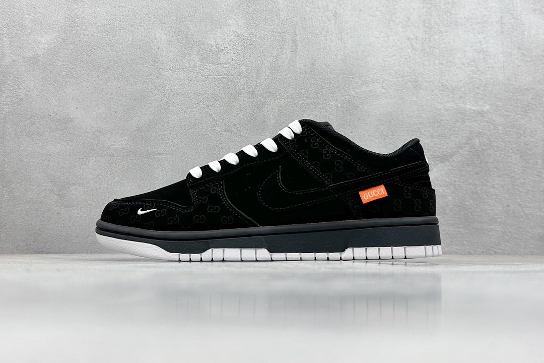 Nike SB Dunk Low x GUCCI 纯黑暗纹 FC1688-140