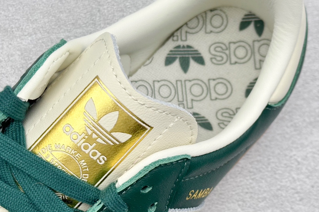 RS版 Adidas Originals Samba OG”Collegiate Green Gum”桑巴舞系列绅士板鞋 绿奶油白 IE0872