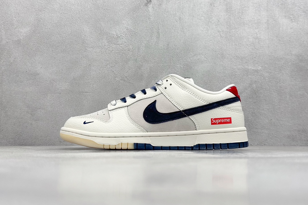 Nike SB Dunk Low x Supreme 白蓝红  FC1688-142