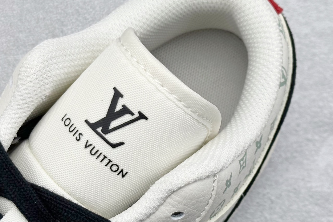 Air Jordan 1 Retro Low x Louis Vuitton 白黑 WG8850-009