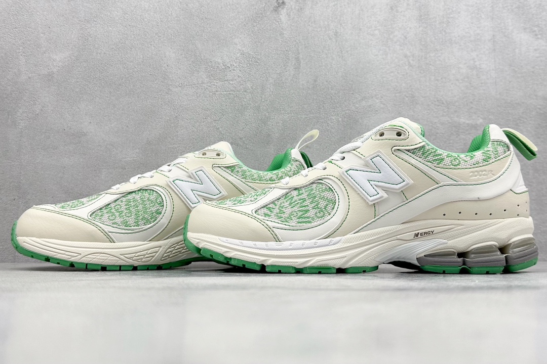 RA版 NewBalance 2002R 复古单品 NewBalance2002R经典的配色  M2002RGC