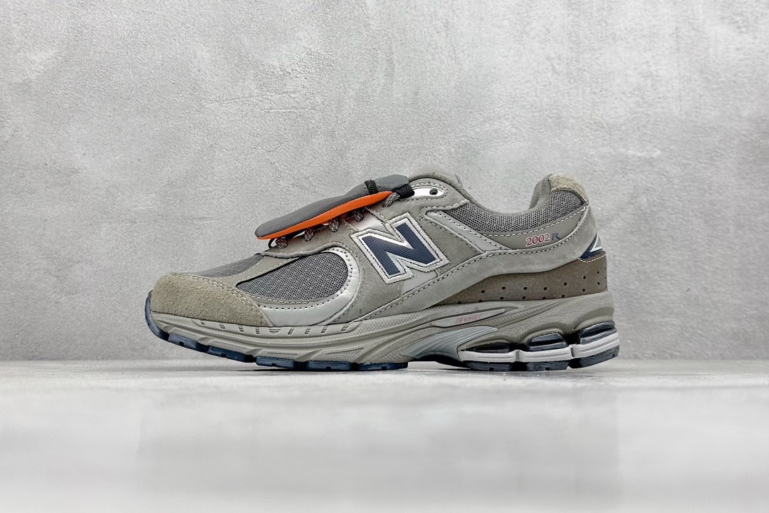 RA版 NewBalance 2002R 口袋款 复古单品 NewBalance2002R经典的配色 M2002RVA