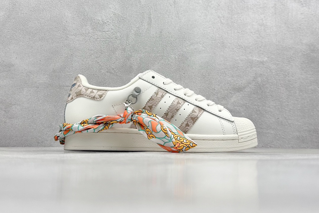 Adidas Originals SUPERSTAR W 贝壳头经典小白板鞋  GE8988