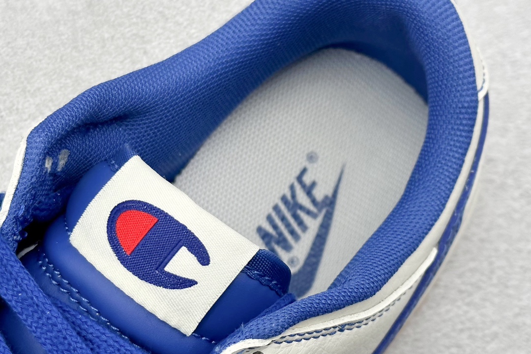 A NIKE SB Dunk Low x Champion 冠军白宝蓝  XX9923-023