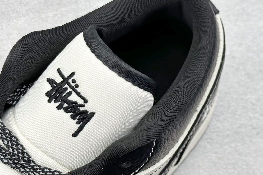 Air Jordan 1 Retro Low x Stussy 黑米小钩满天星   CF3688-023