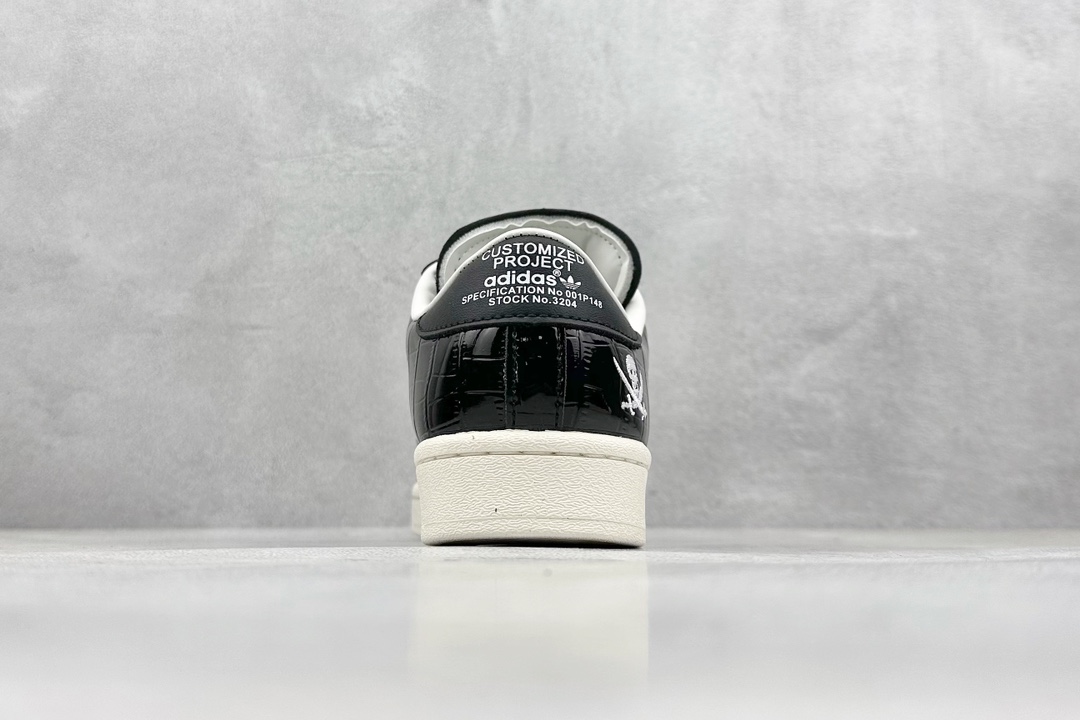 AD Originals Superstar x NEIGHBORHOOD 黑白   B34070