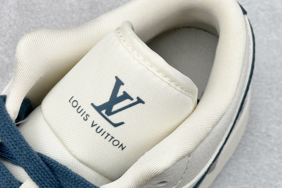 Air Jordan 1 Retro Low x Louis Vuitton 白蓝 WG8850-005