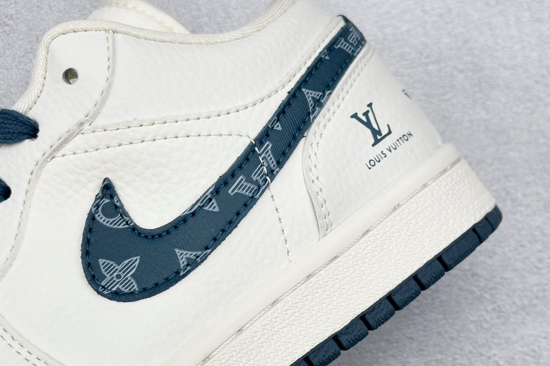 Air Jordan 1 Retro Low x Louis Vuitton 白蓝 WG8850-005