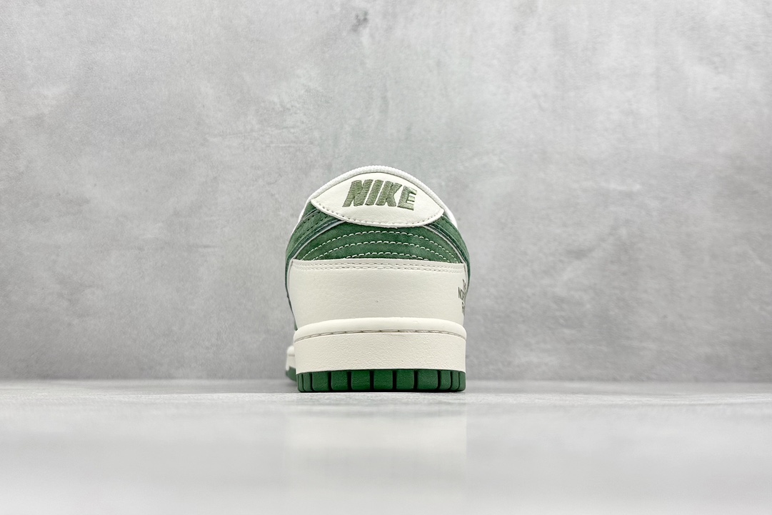 Nike SB Dunk Low x The North Face 白绿小钩 DQ1098-511