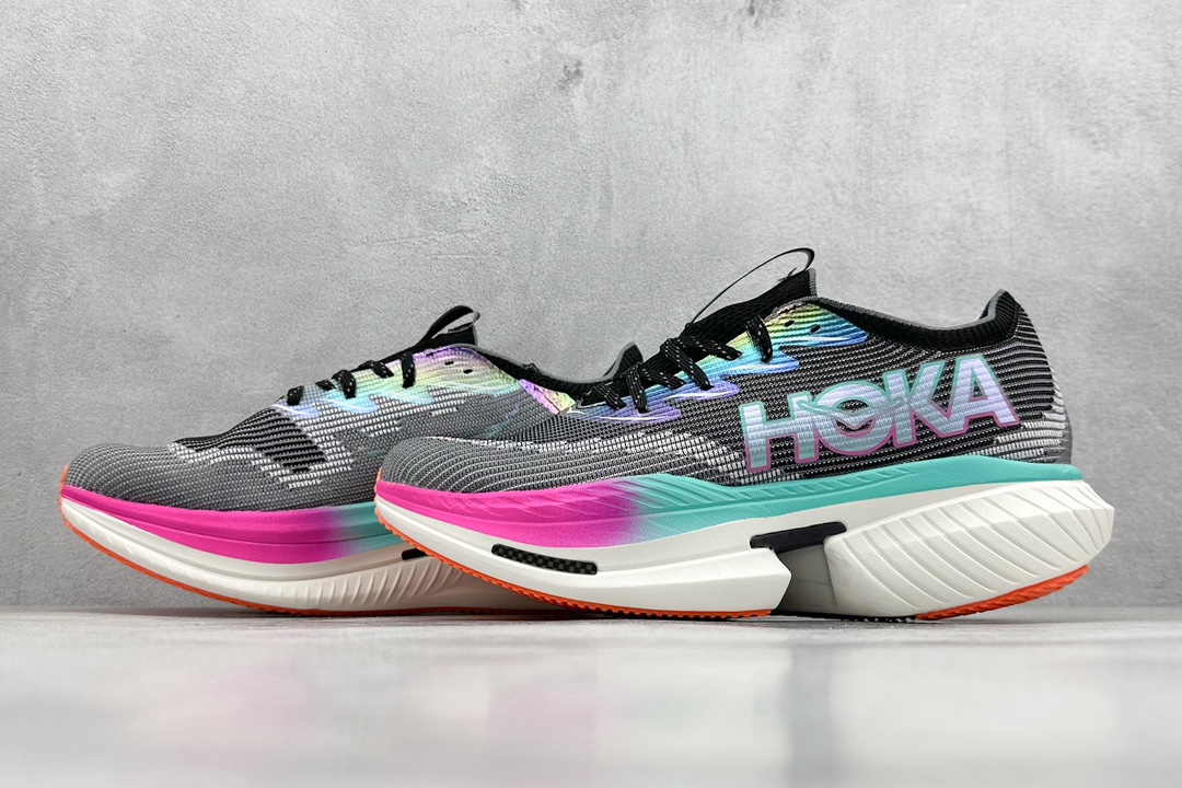 HOKA U CIELO X1 新一代旗舰竞速运动跑鞋