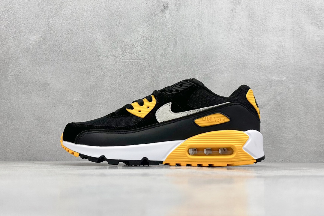 Nike Air Max 90 百搭运动气垫跑鞋 全新包边设计处的斑点 FN6958-003