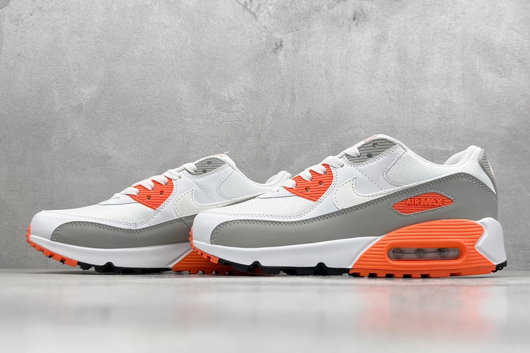 Nike Air Max 90 百搭运动气垫跑鞋 全新包边设计处的斑点由 CT4352-103